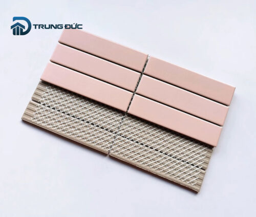 Gạch mosaic thanh que màu hồng 32x145 mm