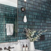 Gạch mosaic thanh que mặt lõm màu xanh 22x145 mm 8 Gạch mosaic thanh que màu xanh ốp tường phòng tắm
