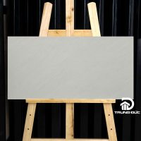 Gạch 30x60 Viglacera UYCM3603 màu ghi sáng men matt
