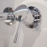 Vòi Lavabo Gắn Tường TOTO TLS02307B 7 Vòi rửa gắn tường TLS02308B